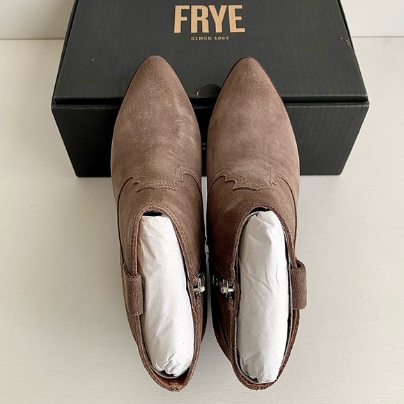 ✨New FRYE Reina Suede Heeled Booties Taupe - Picture 7 of 10